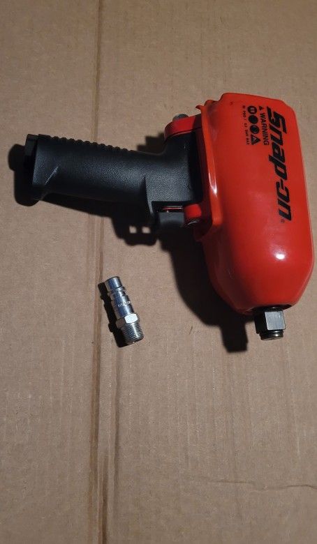 SNAP.ON 3/4" Drive Heavy-Duty Air Impact Wrench (Red)