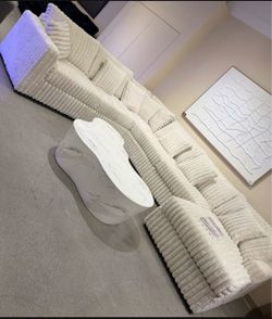 ✨️XL Sectional Sofas✨️ Furniture Queen Bedrooms, Dining Avail