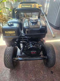 Pressure washer Comercial Dewalt-Honda de 4000PSI y 3.5 GPM