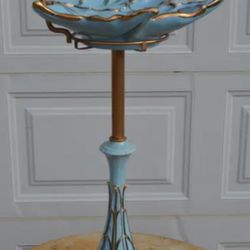 Vintage Capodimonte Mid-State Foundry Company Turquoise & Gold Leaf Ashtray Stand