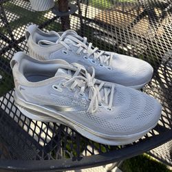 Brooks Adrenaline GTS 25 Men’s 10.5 Running Sneakers Shoes