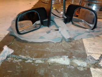 Ford excursion mirros