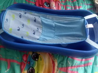 Baby bath tub