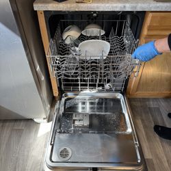 Whirpool Dishwasher 