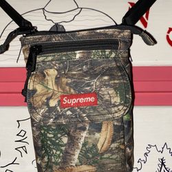 Supreme Side Bag 