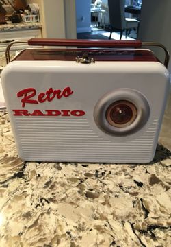 Retro looking tin