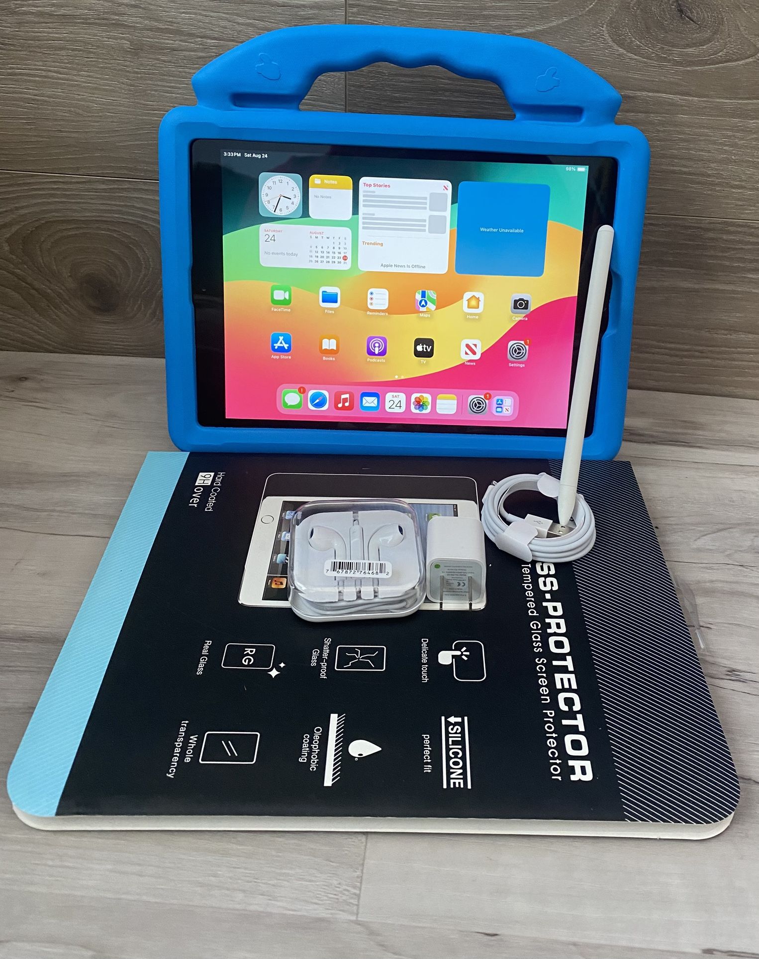 π± Apple iPad 6th Generation β 9.7β Retina, 32GB + Stylus & Accessories