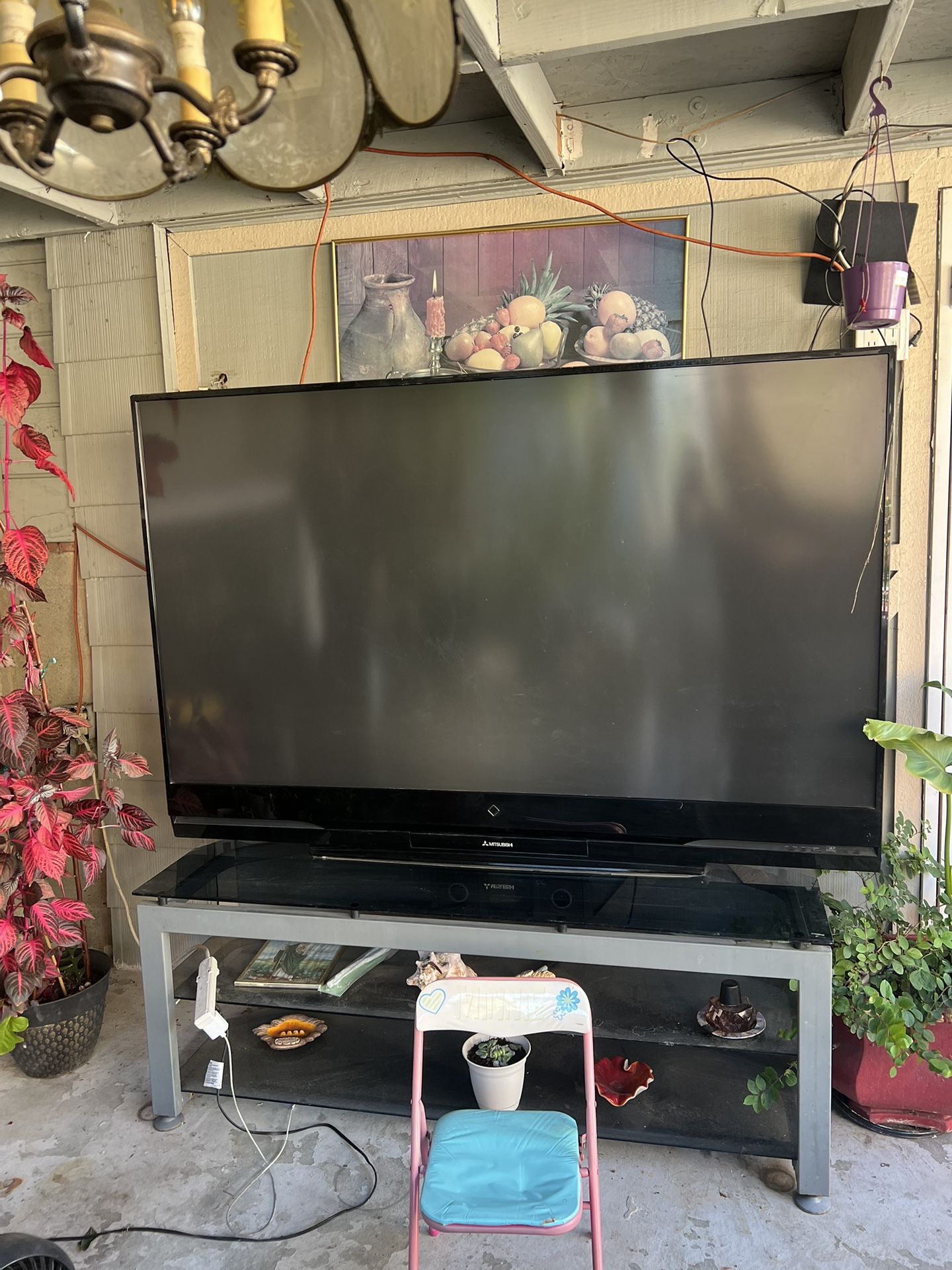 Mitsubishi 90inch Projection Tv Works Great