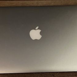 Apple MacBook Air - 256gb. Mint 