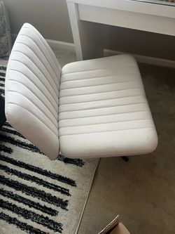 $60 Beige chair - wide seat