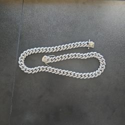 Moissanite Cuban Chain - 20inch