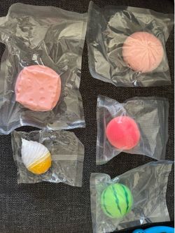 Crunchy squishy toys