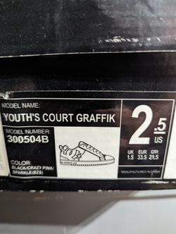 DC Youth's Court Graffik Size 2.5 $50 OBO