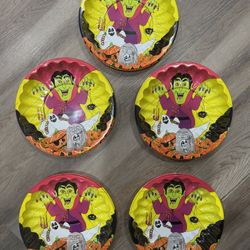 5 Vintage Halloween Plastic Molded Candy Bowls 9 1/2” Dracula