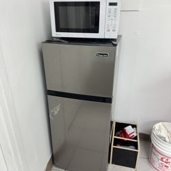 Refrigerator And Microwave
