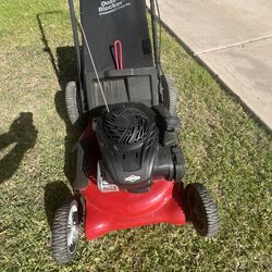 Lawnmower  running  great  185 dlls
