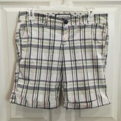 Abercrombi & Fitch Plaid Knee Length Short