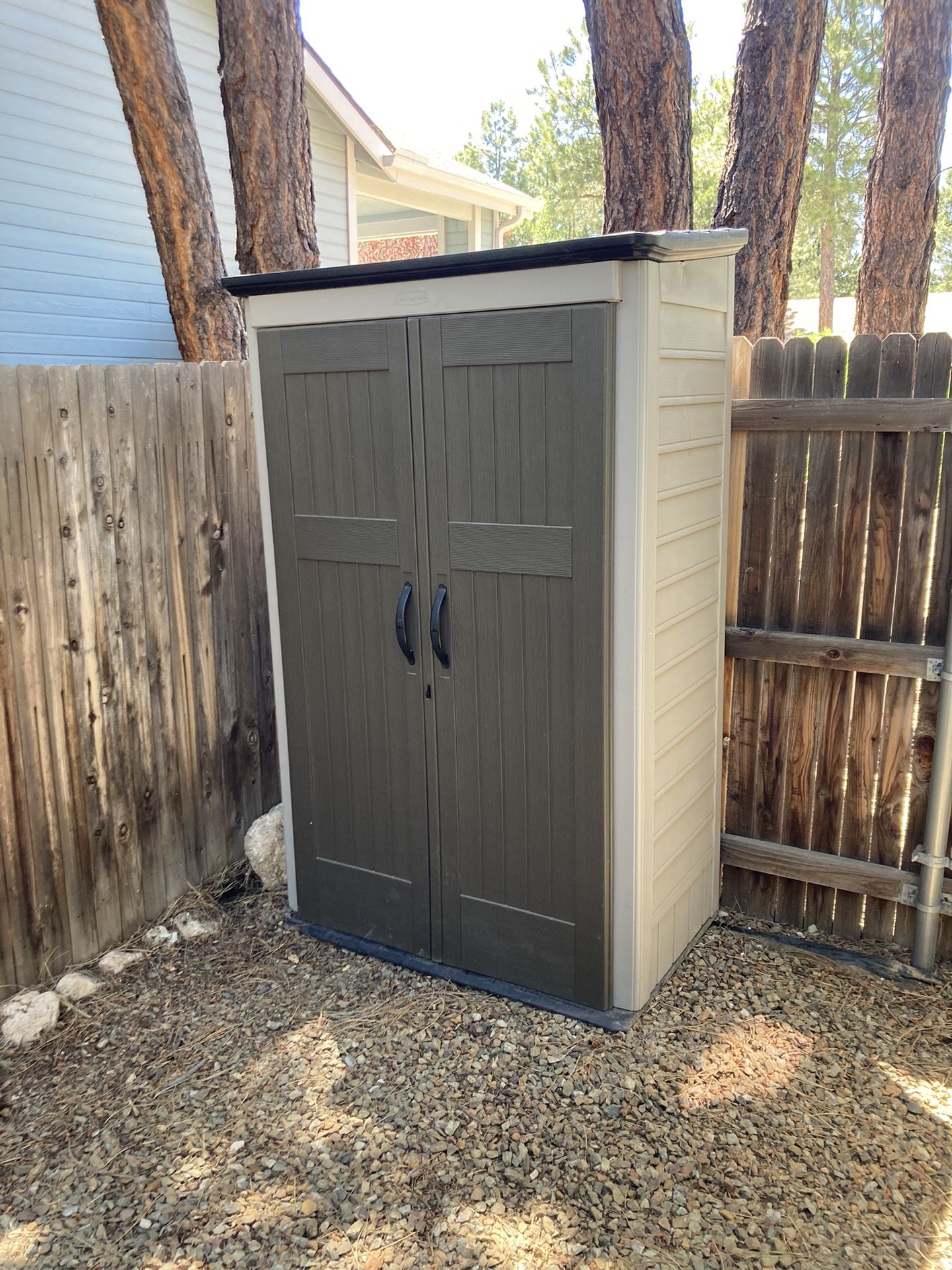 Rubbermaid Storage Shed for Sale in Flagstaff, AZ OfferUp