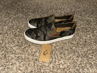 OluKai Lae‘ahi Pa‘i men's size 12 camo shoes