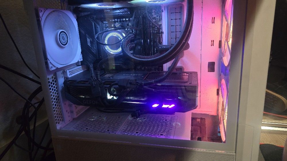 GIGABYTE 5080