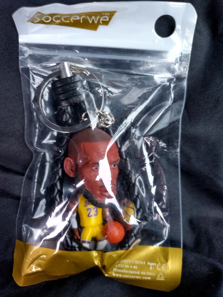 LeBron James Yellow Los Angeles Lakers Jersey Action Figure Keychain