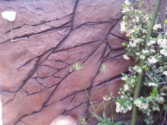 ** Custom Concrete Work * *