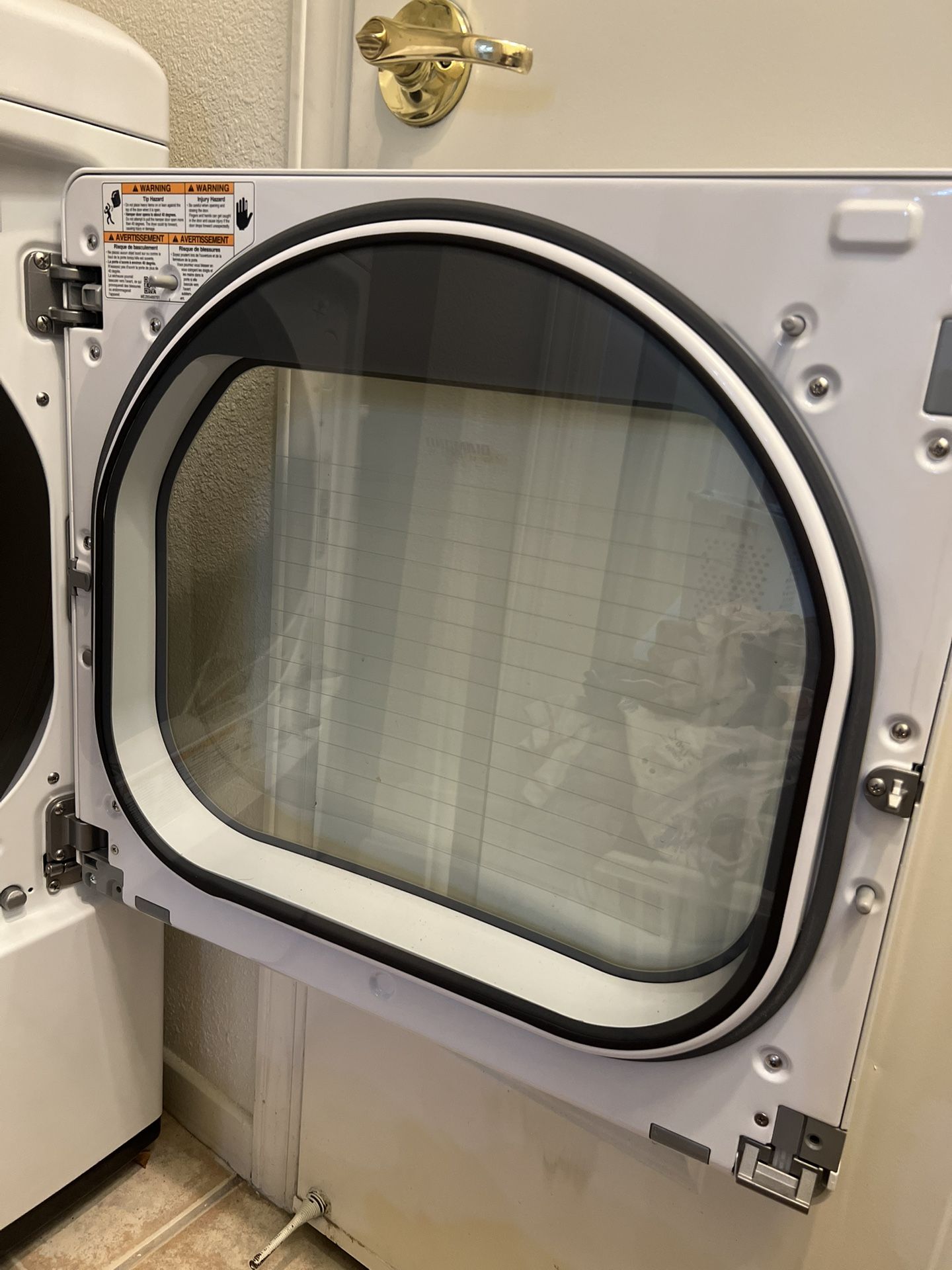 Selling Washer Dryer Set 