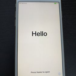 iPhone 6 S .. 8 Gb  Little Screen Crash  Full Color