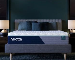 $275 King-size Bed
