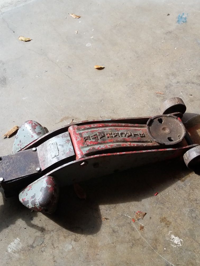 vintage Blackhawk hydraulic floor jack
