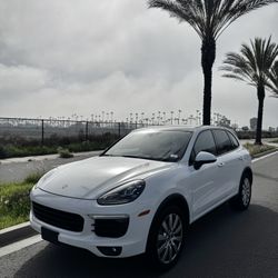 Porsche Cayenne S Turbo 2017