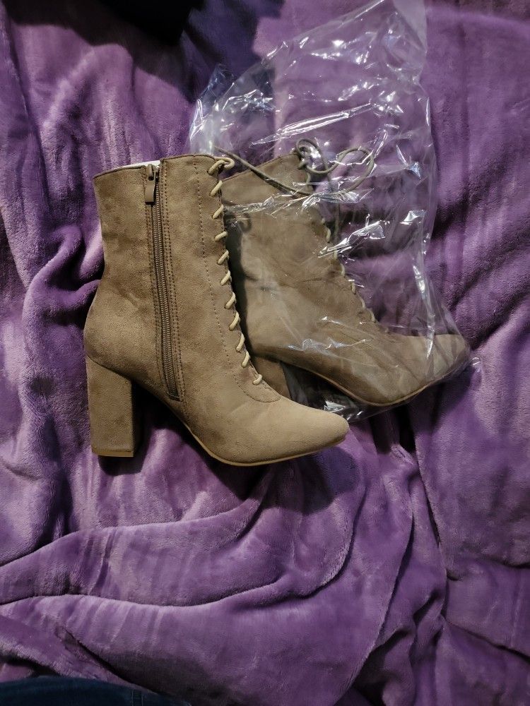 High Heel Tops Still Available