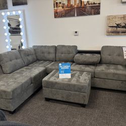 🛋️ Light Gray Sectional w/ Storage Ottoman – $899!