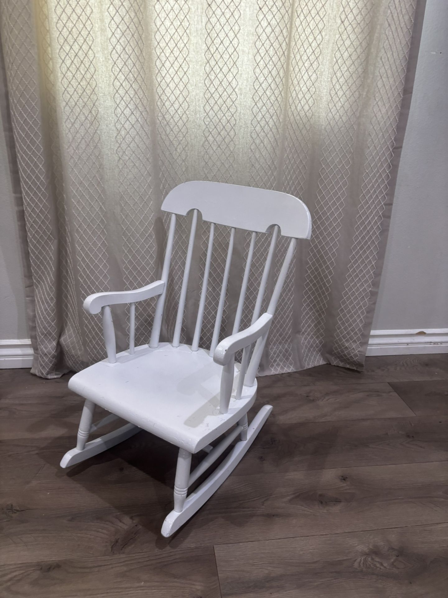 Kid’s Wooden Rocking Chair
