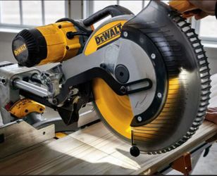 DeWalt miter saw