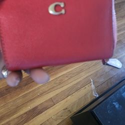 Coach Wallet Card Pre Owned Like New Excellent Condion 