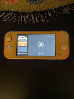 Nintendo switch lite yellow
