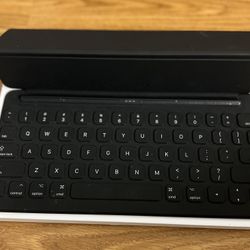 iPad Smart Keyboard