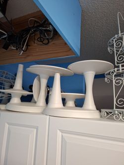 Cake stands