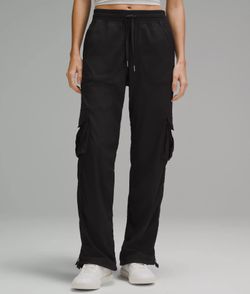 Lululemon Women’s Dance Studio Cargo Pants BRAND NEW W TAGS