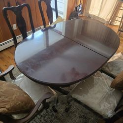 Dinning Table 