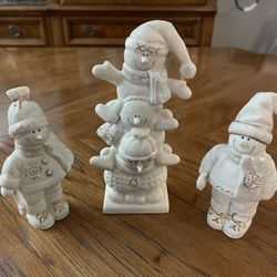 Gorgeous Porcelain or Ceramic Snowman Family Collectible Christmas or Winter Figurines