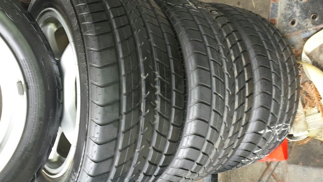 Dunlop . Sp. Sport 8000 Tires