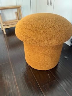 World market mushroom storage
