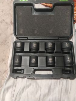 Brand New Pittsburgh Pro CR-MO Impact Socket Set