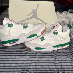 Jordan 4 SB (pine Green)