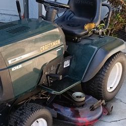 Craftsman lawn tractor fifty inch cut Koler command Runs and drives well maintained