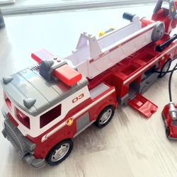 Paw Patrol Marshall’s Ultimate Rescue Fire Truck  – Fully Functional And Marshall Included – Lots of Interactive Features!