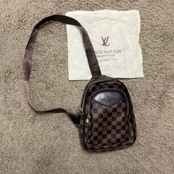 Louis Vuitton Damier Avenue Sling Bag