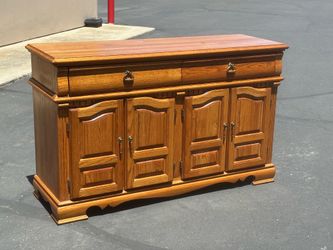 Sideboard
